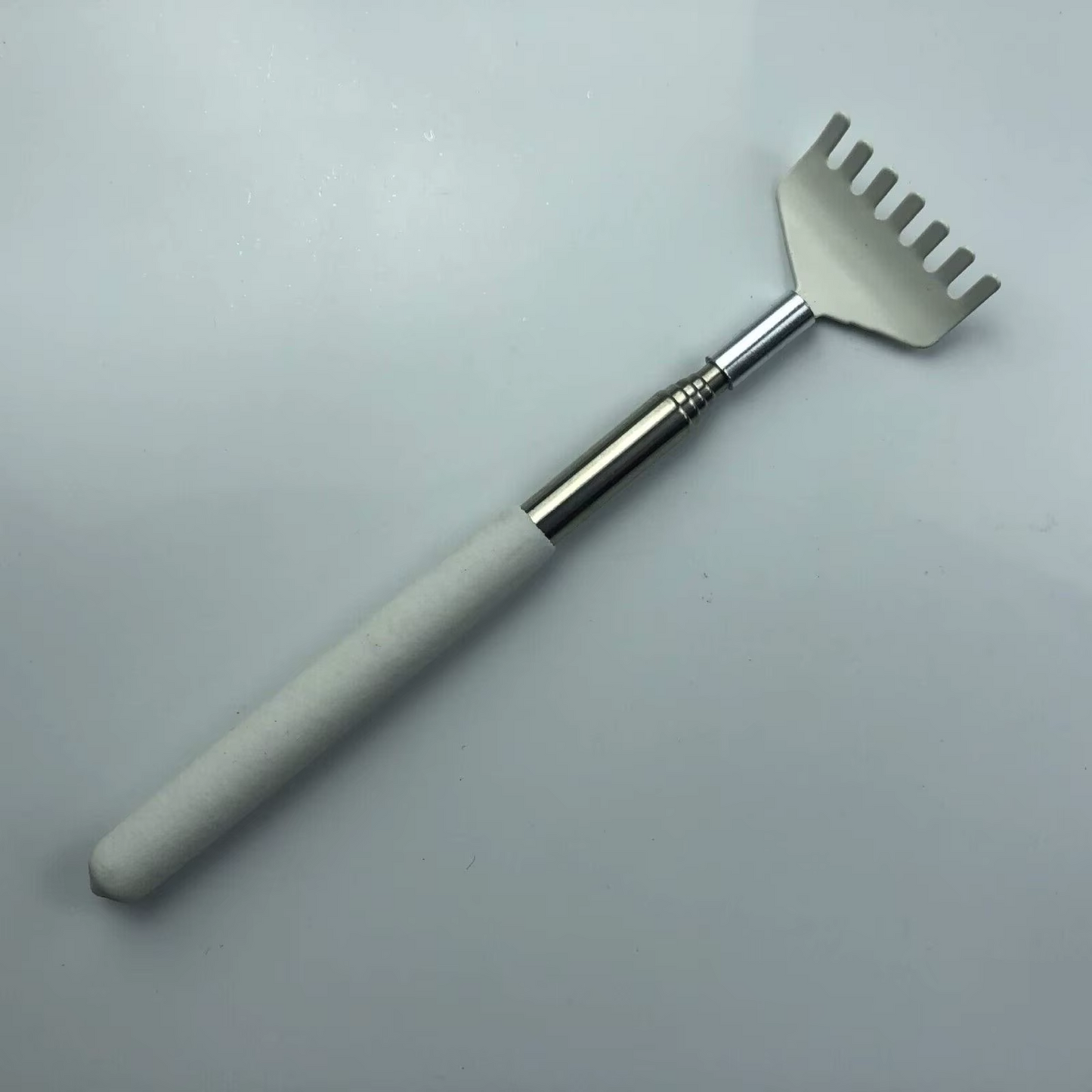 Extendable Back Scratcher